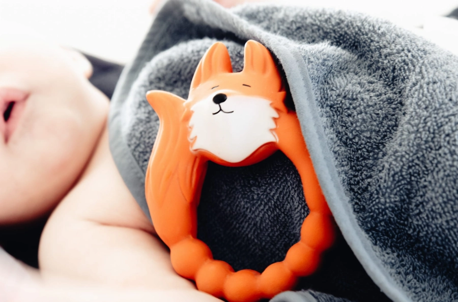 Natruba fox towel and baby-min.jpeg