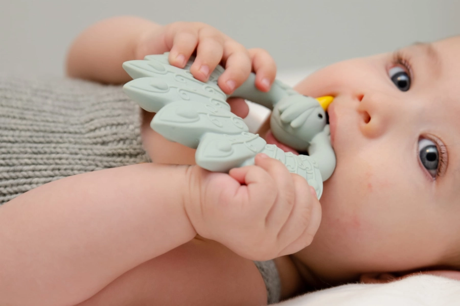 Natruba lightblue peacockteether.jpeg